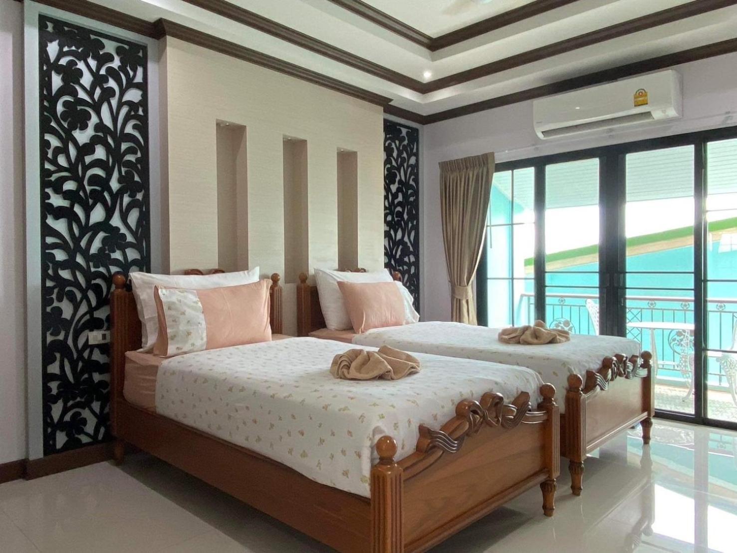 Tc Villa On Beach Ko Lan Exterior photo